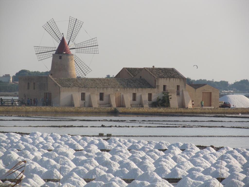Bed and Breakfast I Tramonti Sul Mare Марсала Экстерьер фото